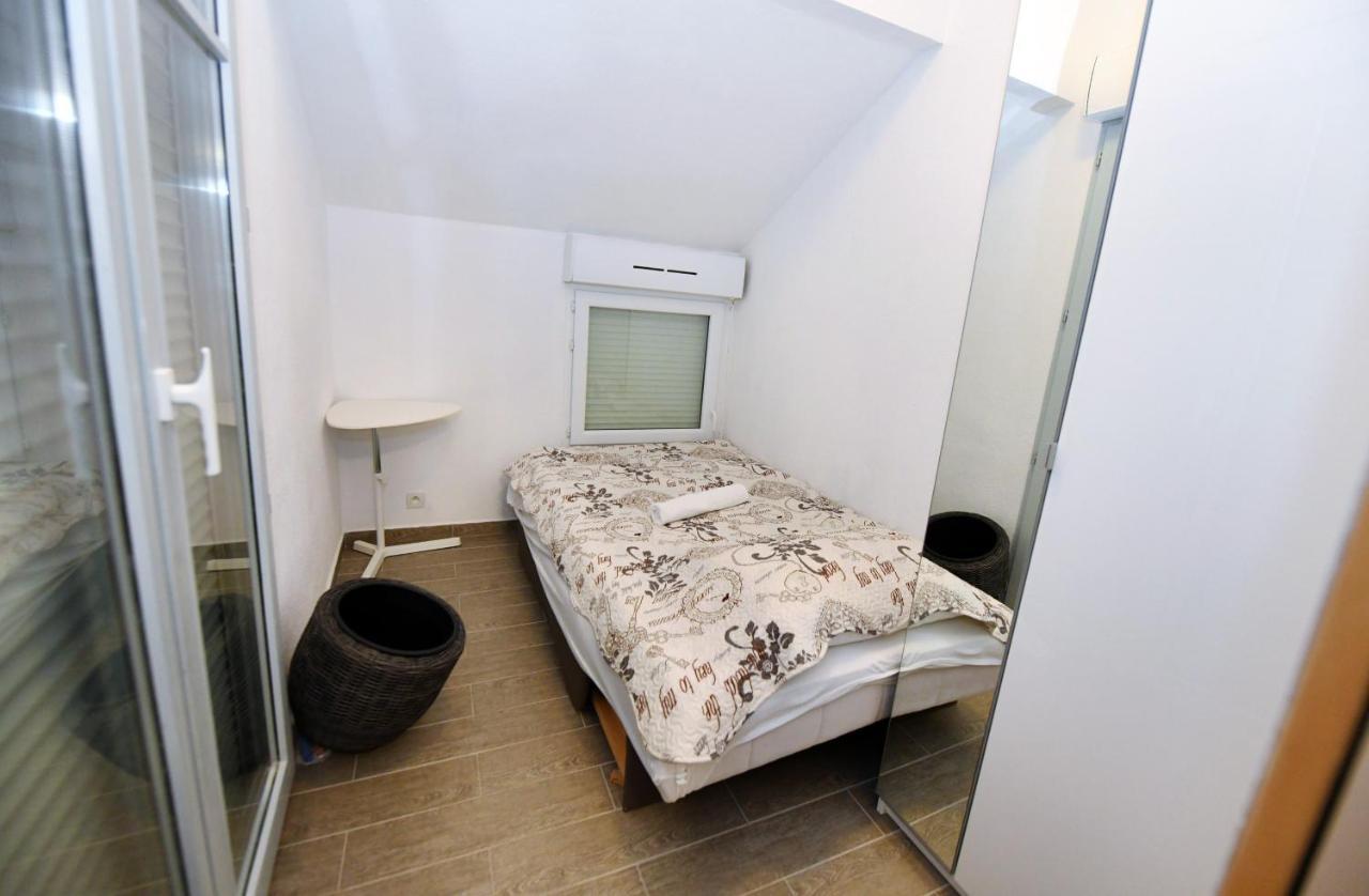 Apartmani Ivan V Relax 沃迪切 外观 照片